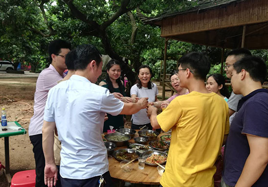 “挑戰(zhàn)自我，凝聚力量，熔煉一流團(tuán)隊(duì)” 廣東優(yōu)科檢測(cè)戶(hù)外拓展活動(dòng)