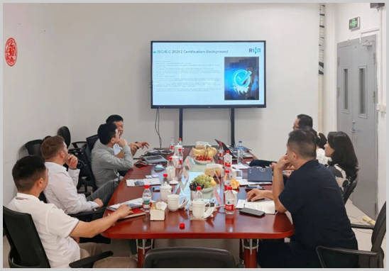 RINA(意大利船級社)一行到訪優(yōu)科南京汽車檢測實驗室-1.jpg RINA(意大利船級社)一行到訪優(yōu)科南京汽車檢測實驗室-1.jpg